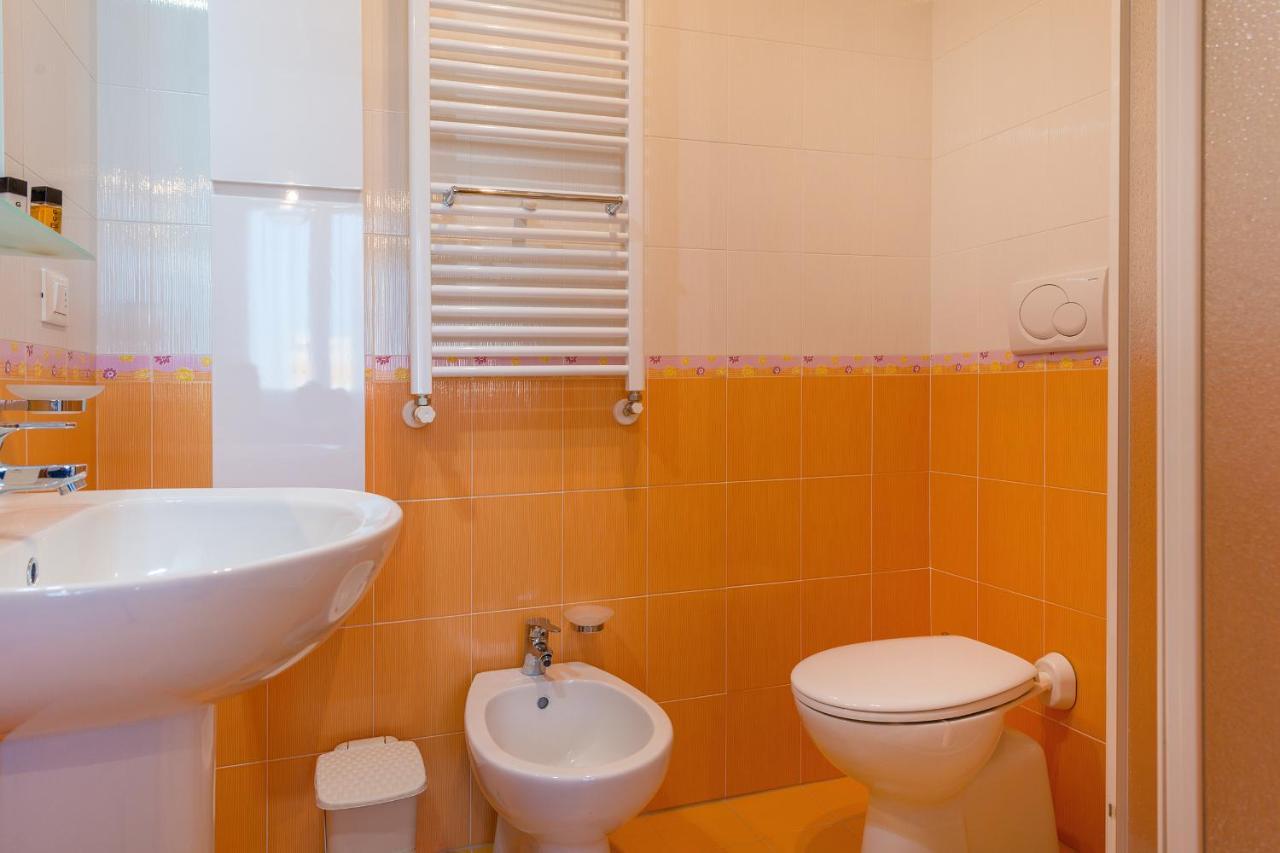 Goodstay Archimede Apartment Lecce Luaran gambar